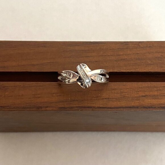 Heng Ngai Sterling Silver 925 Baguette Diamond Love Knot Wedding Band Ring 6.5 - Picture 4 of 16